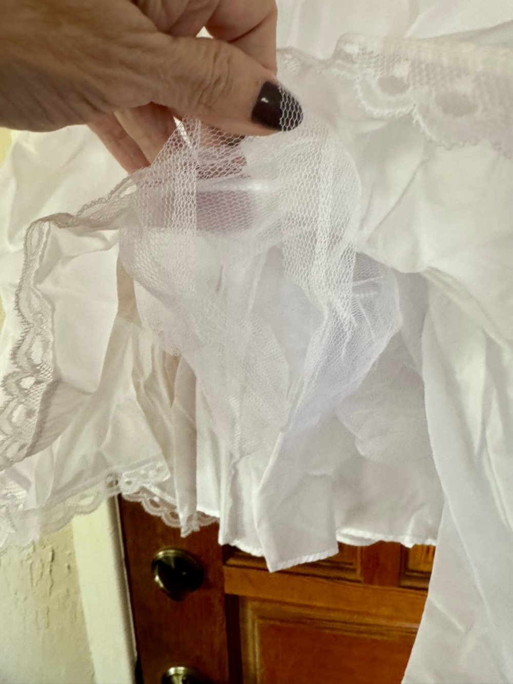 NWT David’s Bridal white tulle very full crinoline / petticoat 14 - Picture 3 of 9